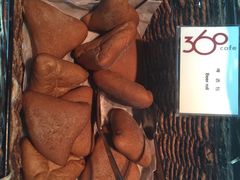 -澳门旅游塔360°旋转餐厅(南湾湖广场店)