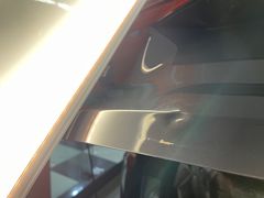 -鲨鱼皮汽车凹陷玻璃修复(静安店)