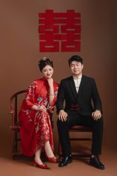 -都市丽人婚纱摄影
