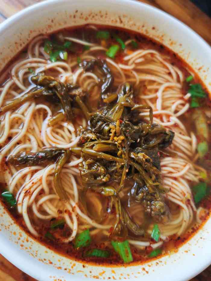 老奶奶咸菜面-"今天终于打卡了一下团结新村老奶奶咸菜面,.