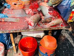 -梅记大块头爆鱼店(乍浦路店)