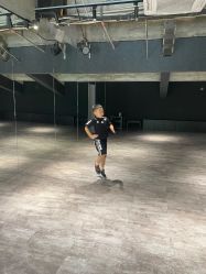 -CASTER跳舞俱乐部