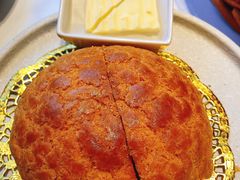 菠萝包-粤港湾砂锅粥·宵夜(宝龙店)