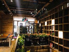 -雨舍咖啡(汉神购物广场咖啡街区店)