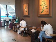 -星巴克(青岛火车北站候车大厅店)