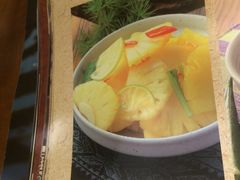 -云海肴·汽锅鸡·云南菜(天山百盛优客店)