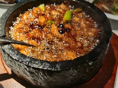 石锅杭椒牛蛙-桂满陇-西湖船宴(西单大悦城店)