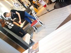 -必胜客(武汉欢乐谷店)