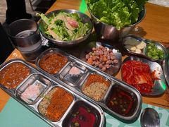 -唯成•韩国炭火烤肉 유성고기