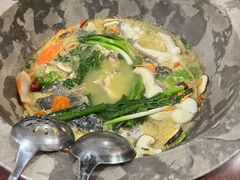 -姚记抚仙湖石锅鱼庄