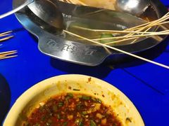 -马路边边串串香(苗栗路店)