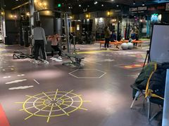 -VLines耀能运动24小时·月付制健身(京广桥店)
