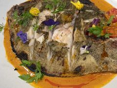 -LESCEDARS  Bistro香柏树(外滩店)
