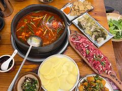 -贵厨酸汤牛肉(花果园国际中心店)