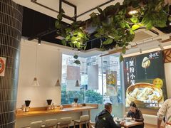 -馋三尺蟹粉小笼(人民广场店)