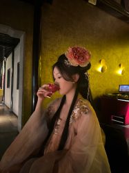 -一揽芳华汉服旗袍体验馆(拙政园店)