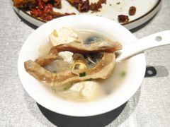 -郑庄脂渣海鲜楼(九水路店)