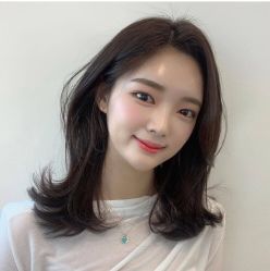 -变画·发型STUDIO