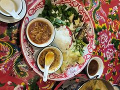 -闯关东东北农家菜(崂山石老人店)