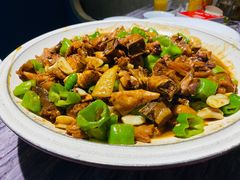 -俭寨大盘鸡·手抓肉·烧烤新疆菜(乌苏路店)