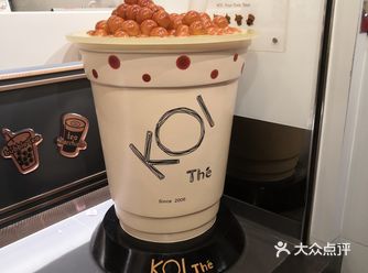 在热闹的地方，看到很多人买
