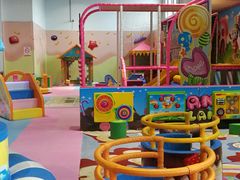 -蒙特利亲子乐园