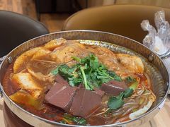 -遇见小面(万科金融中心店)