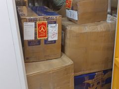 -安东易迷你自助仓储寄存仓库(杨浦店)