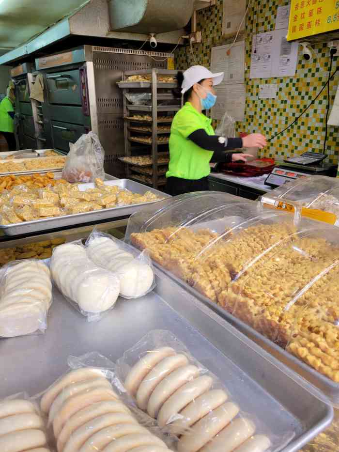 纯心饼店(堑口店)-"等了十分钟左右买了四个品种都没有踩到雷.