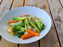 -MONICH牛排融合餐厅(和义大道购物中心店)