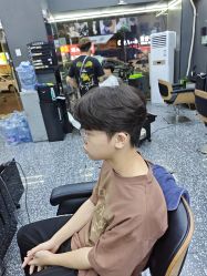 -藤野造型专业烫染接发