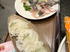 -得意咚瓜·顺德鱼生·冬瓜火锅(深圳首店)