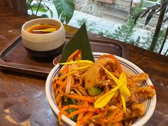 -银米·云南传统过桥米线(双廊黑金冠店)