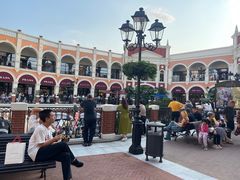 -佛罗伦萨小镇广佛名品奥特莱斯(疏港路店)