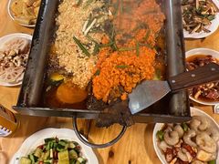 -宏兴烤鱼山庄(宣恩总店)
