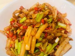 酸萝卜牛肚丝-笨罗卜浏阳菜馆(龙华鹏润达店)