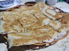 芝麻飞饼-鲤鱼塘农家山庄