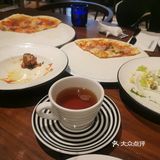 薄底披萨+免费ice cream