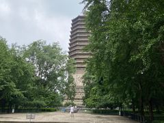 -玲珑塔公园