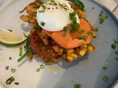 jalapeno墨西哥玉米饼配鲑鱼-the rug 飞毯 (朝阳公园店)