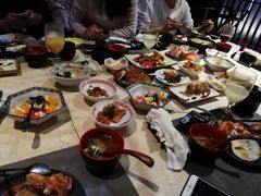 -天津滨海圣光皇冠假日酒店 霞·日餐厅