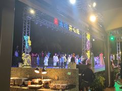 -渔家火锅·海鲜自助餐·演艺(亚龙湾天域酒店)