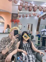 -V8潮牌·接发烫染连锁