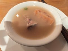 -莲餐厅·湖北菜·潜江小龙虾店(愚园路店)