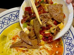 -李与白包子铺(桐梓林店)