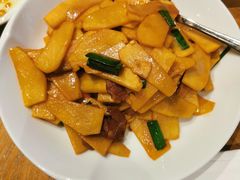 腊肉炒本地时令鲜笋-宁波柏悦酒店·钱湖渔港
