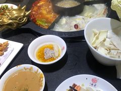 -重庆德庄火锅(体育中心店)