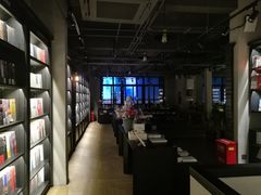 -阅西安新华书店(翠华南路店)