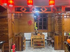 -果松木炭酸菜铜火锅·外婆参鸡汤