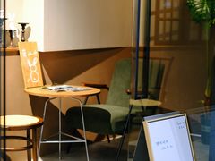 -luutosa  cafe & tea 鹿兔山
